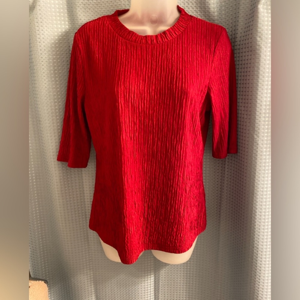 FINAL SALE
Allegra Red Textured Women's Crew Neck short sleeved Top